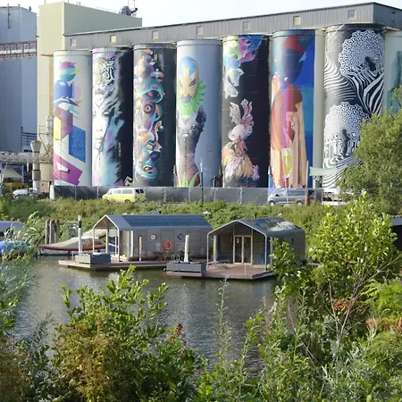 Wikkelboats At Tramkade Den Bosch 度假居