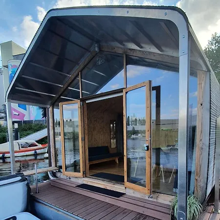 Holiday home Wikkelboats At Tramkade Den Bosch Orthen