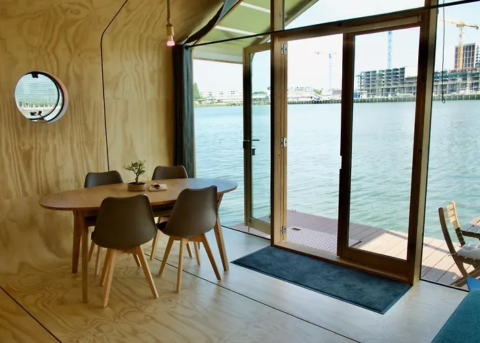 Tatil Evi Wikkelboats At Tramkade Den Bosch