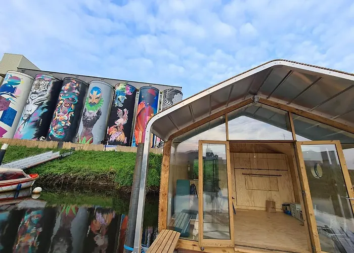 Wikkelboats At Tramkade Den Bosch Tatil Evi